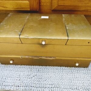 Vintage Mele Jewelry Box 9 Drawer Satin